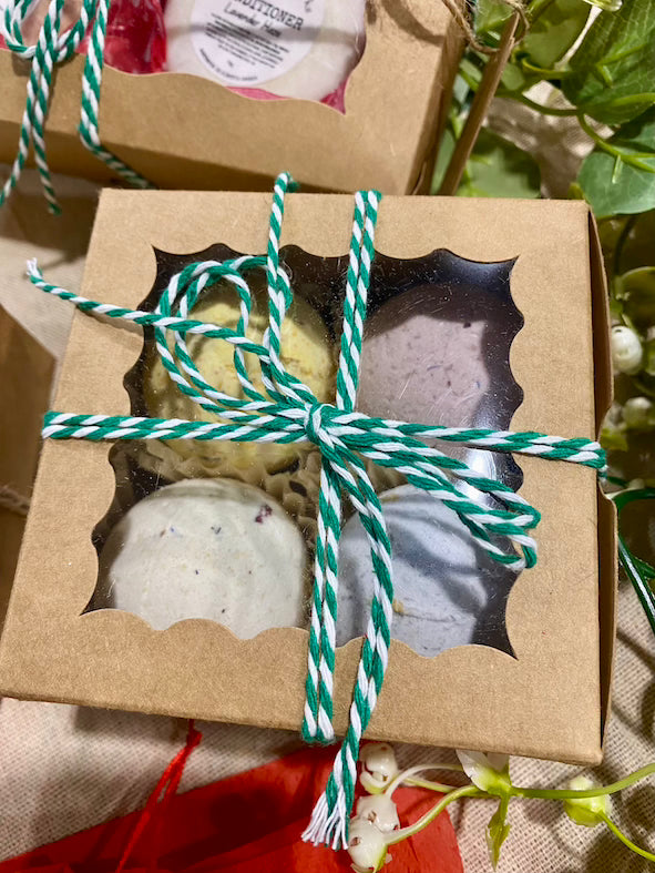 4 bath bombs (2")